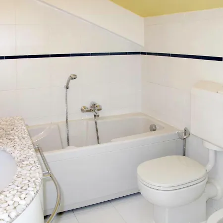 Apartment Locazione Turistica Casa Cosetta *